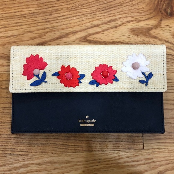 kate spade Handbags - Kate Spade Floral Clutch!